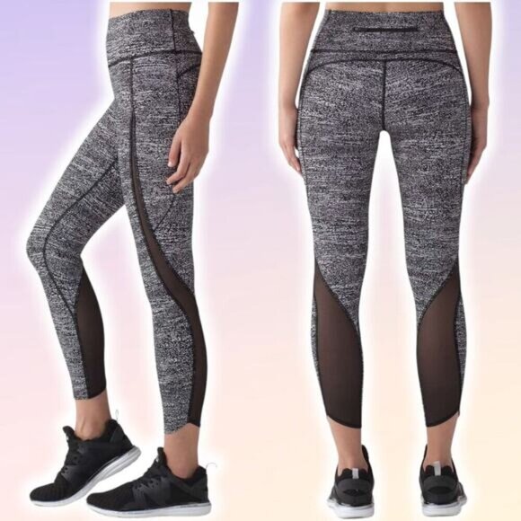 LULULEMON Pace Perfect 7/8 Tight Sz 4 Air Time White Black - Picture 1 of 9